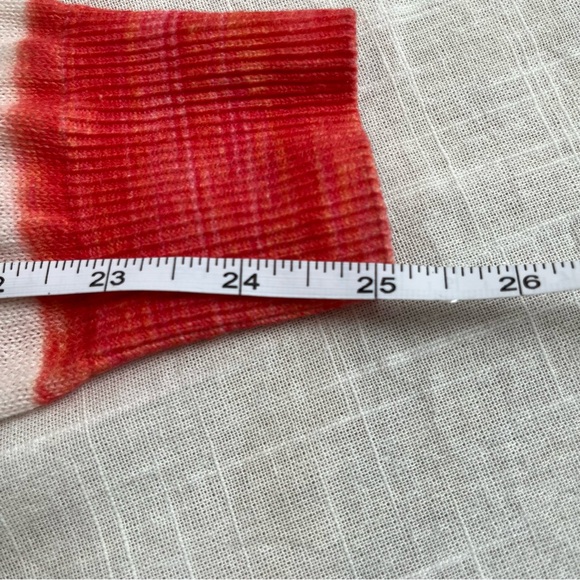 Floral Lace-Back Button Front Cardigan Sweater - White & Red Linen Blend - Picture 13 of 15